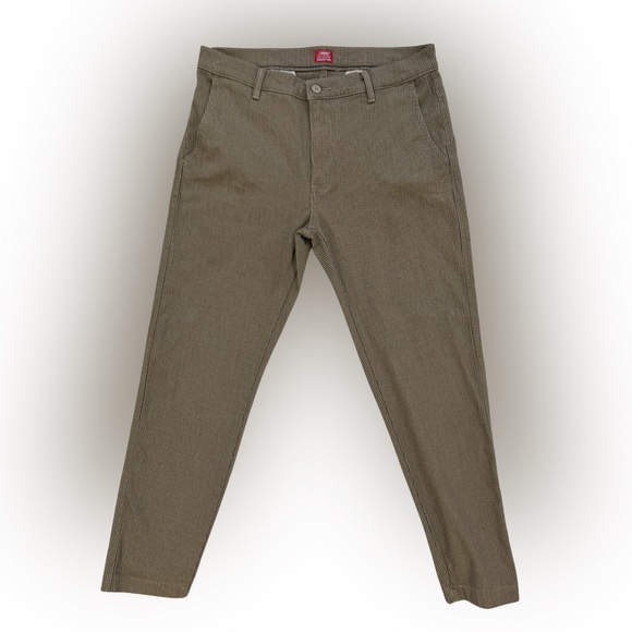 Levi's Other - Levi's Men's Olive Chinos